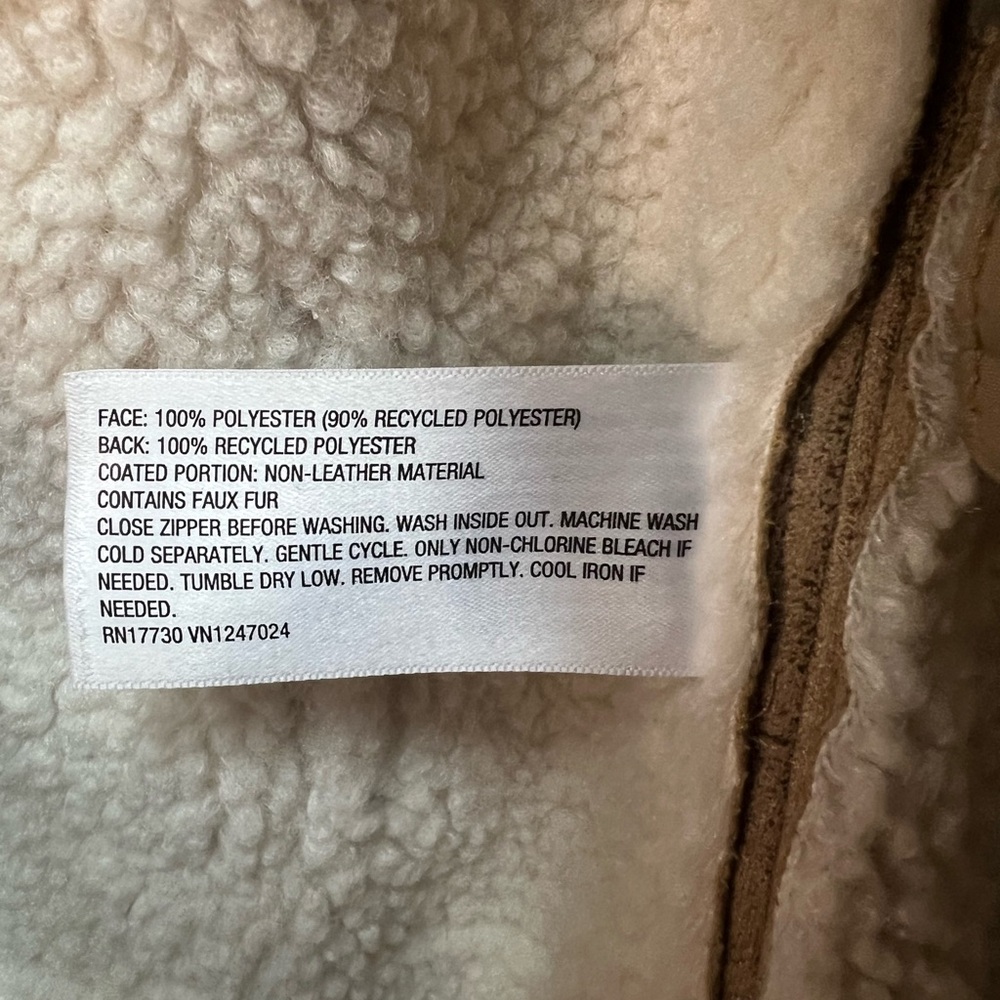 NWT Wild Fable Faux Suede Sherpa Vest - Picture 8 of 9